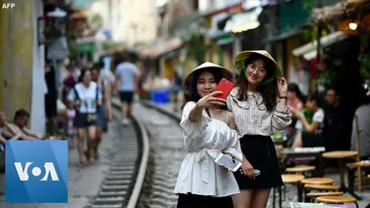 Tiêu đề: 9X Trở Về Quê: Hotspot Matrix Giới Thiệu Cách Sử Dụng Video Marketing Để Phát Triển Khúc Vườn Triệu Bông